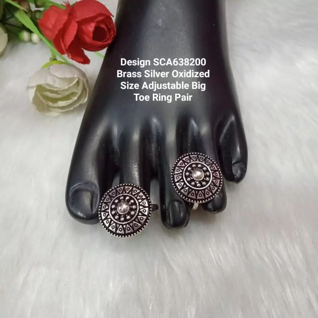 Brass Silver Oxidized Big Toe Ring (SCA638200) Shivay Silver Oxidized Big  Toe Ring Sunder Narri