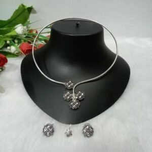 Hasli - Brass Silver Oxidized Hasli Stone Necklace SCAON63