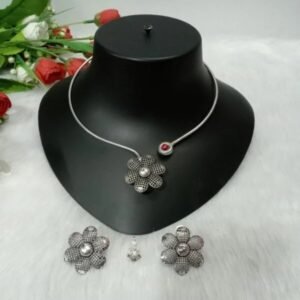 Hasli - Brass Silver Oxidized Hasli Stone Necklace SCAON62