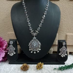 Necklace - GS Plated Brass Silver Oxidized Stone Studded Necklace SCAON45