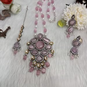 Monalisa Necklace - Kundan Black Metallic long Necklace