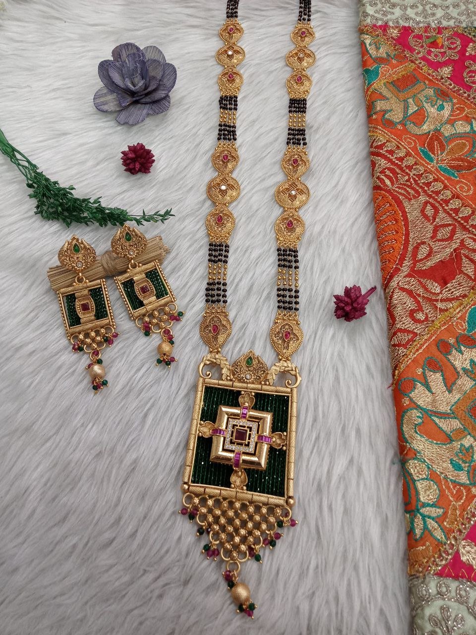 Mangalsutra – Copper Rajwadi 4 line long Mangalsutra SCA265053