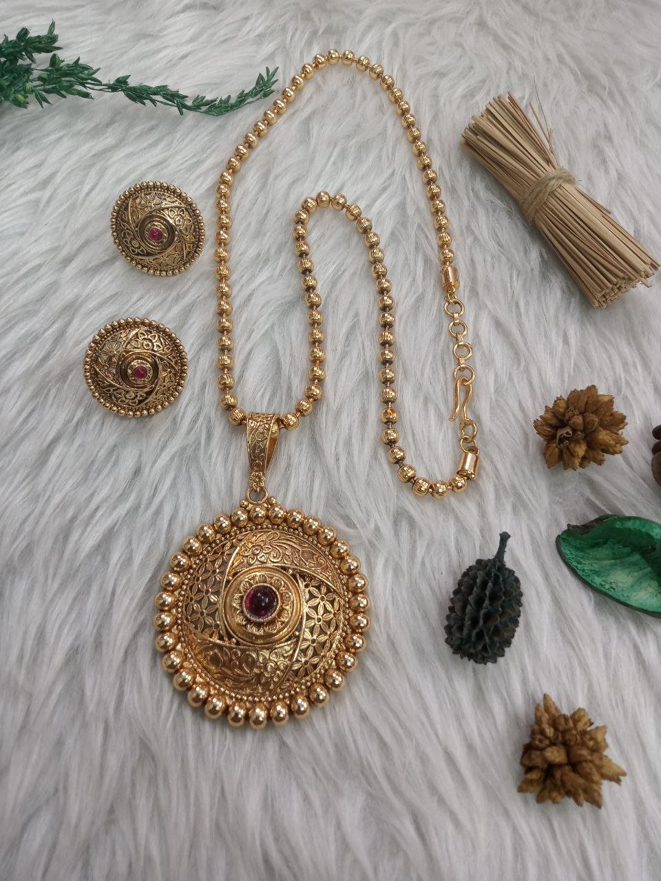 Chain Pendent – Gold Plated Copper Rajwadi Chain Pendent Set