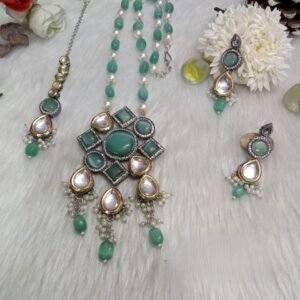 Monalisa Necklace - Kundan Black Metallic long Necklace