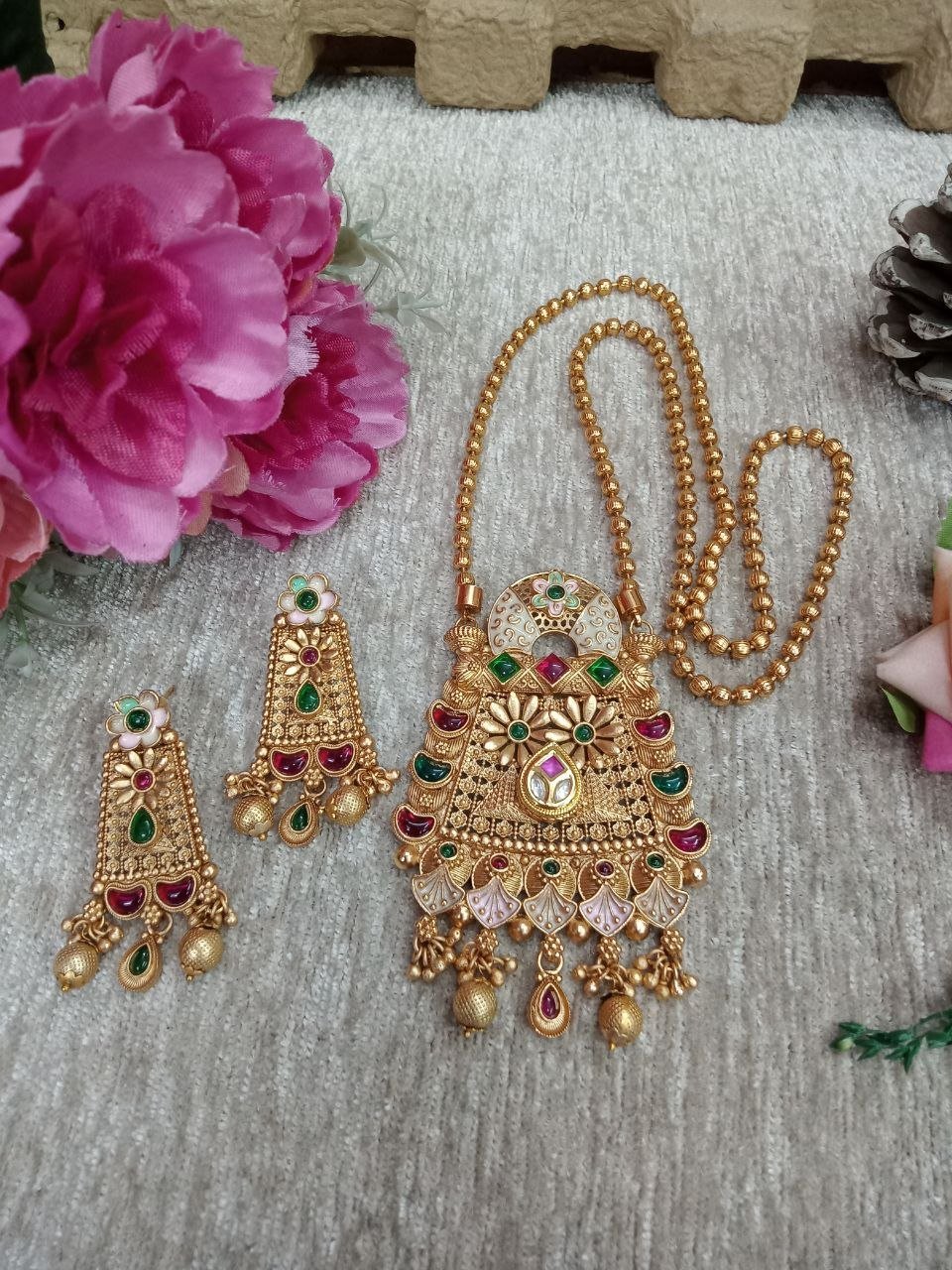 Chain Pendent – Gold Plated Copper Rajwadi Chain Pendent Set SCARPC55