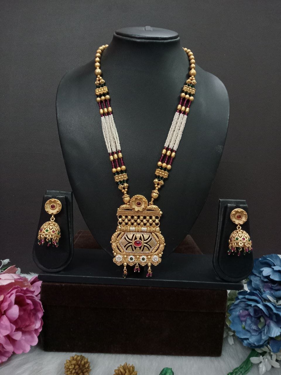 Rajwadi Necklace – Gold Plated Rajwadi Hydro Beads AD Necklace SCARLN75