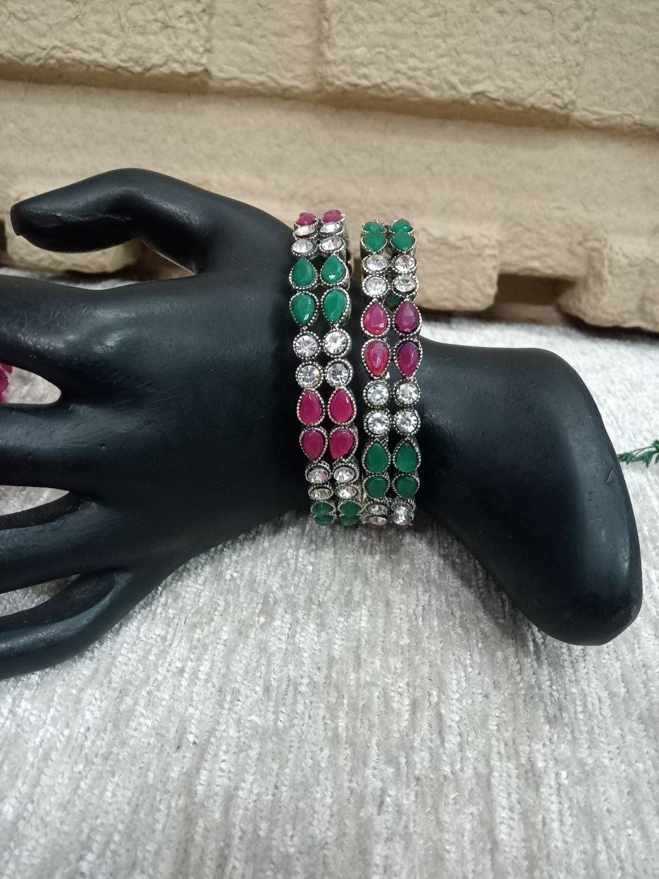 Oxidized kada – Silver Oxidized Hand Crafted Stone Kada