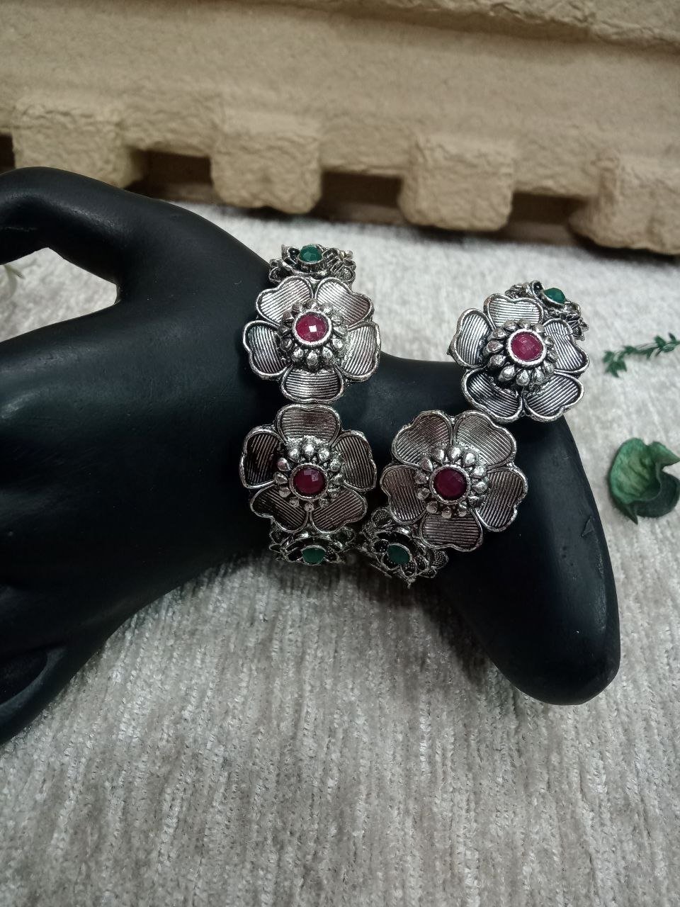 Oxidized kada – Silver Oxidized Hand Crafted Openable Kada
