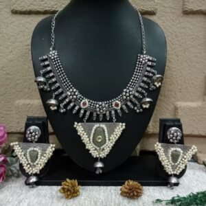 Necklace - German Silver-Plated Oxidized Brass Monalisa Stone Statement Necklace SCAON13-Grey